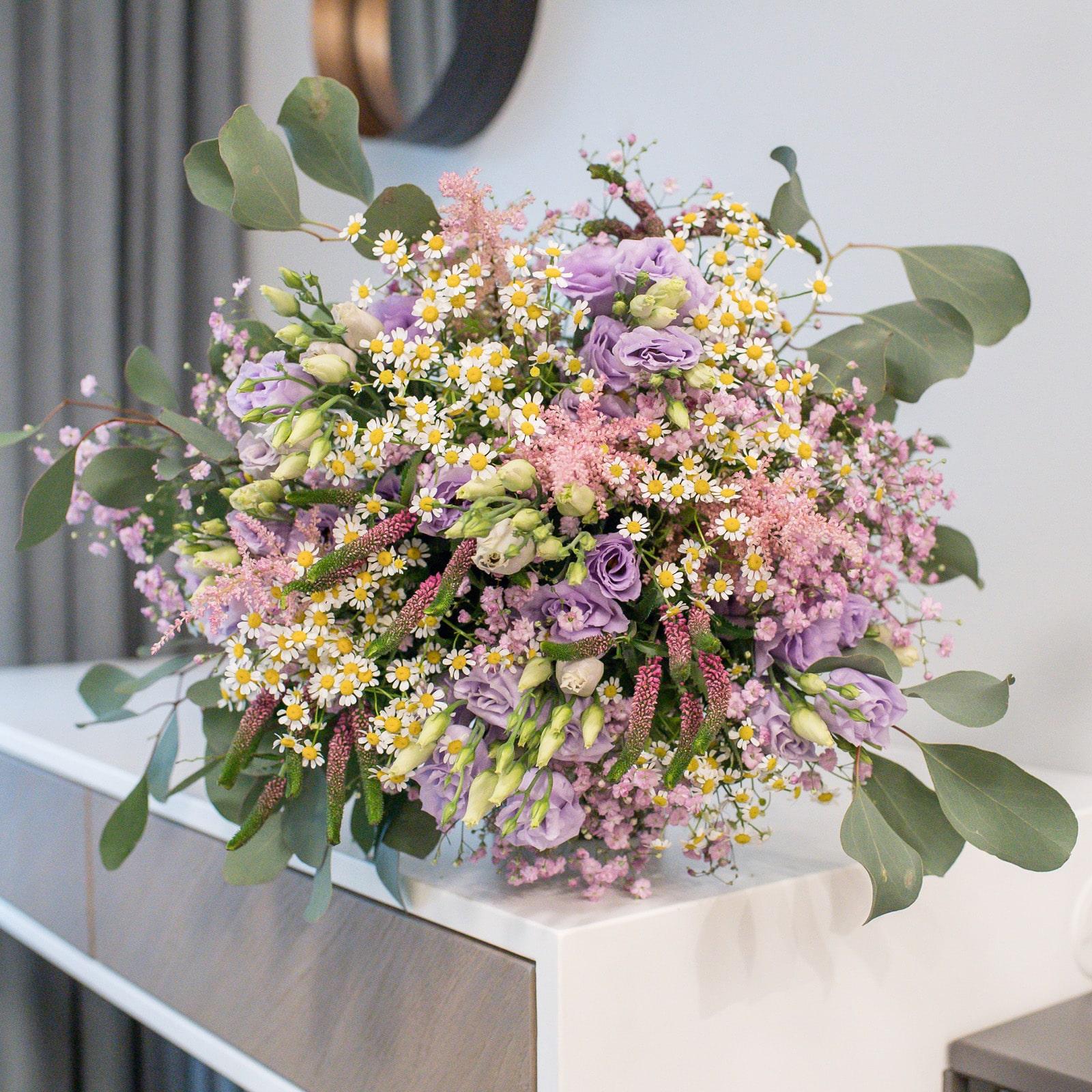 Elegant Lavender Lisianthus & Chamomile Bouquet