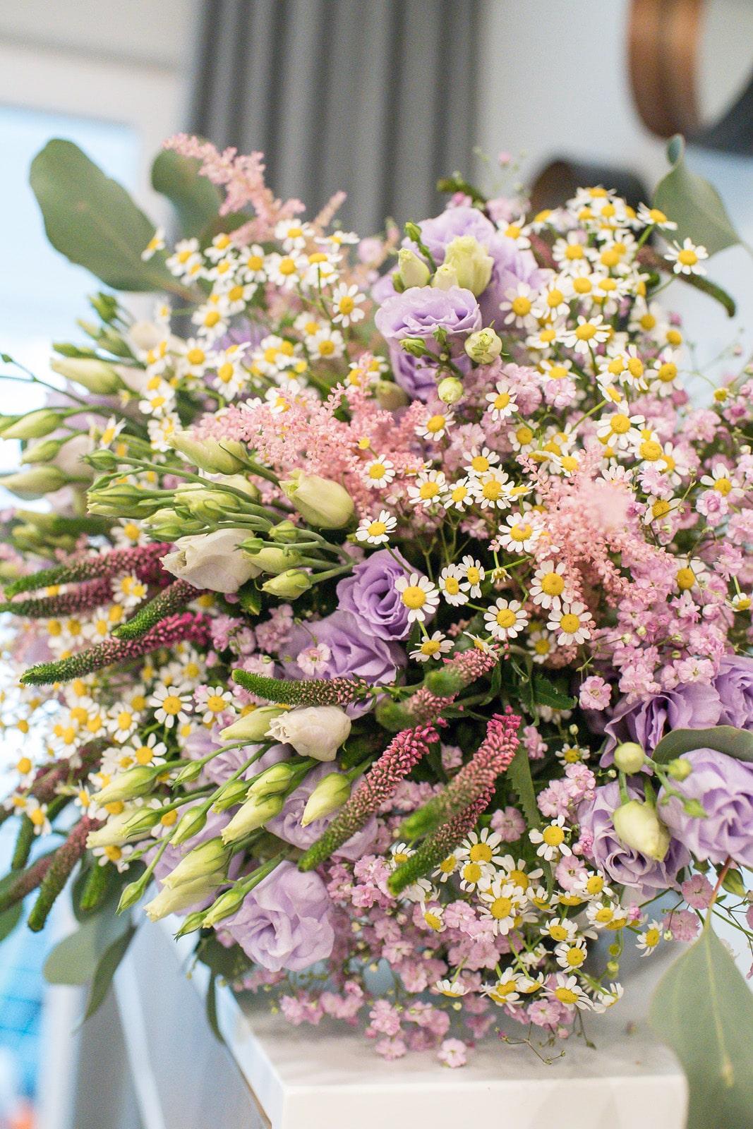Elegant Lavender Lisianthus & Chamomile Bouquet